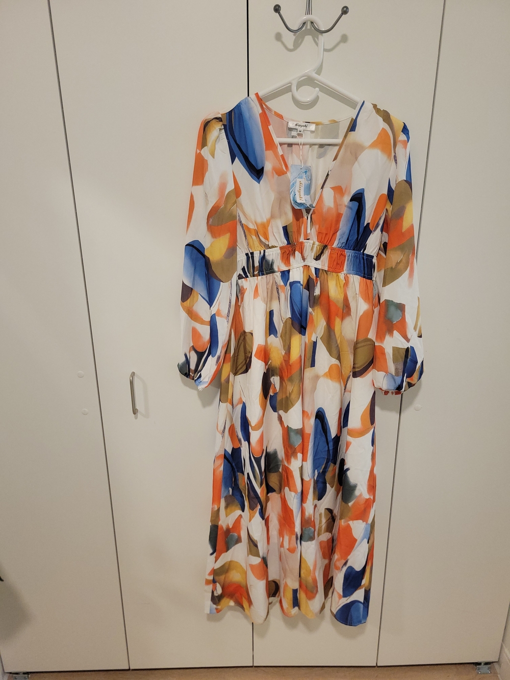 Abstract Multi-Color NWT V-Neck Long Sleeve Maxi Dress - White Base